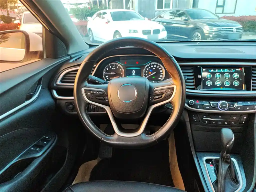 Buick Excelle 2019 18T Auto Connected Elite China VI фото 11