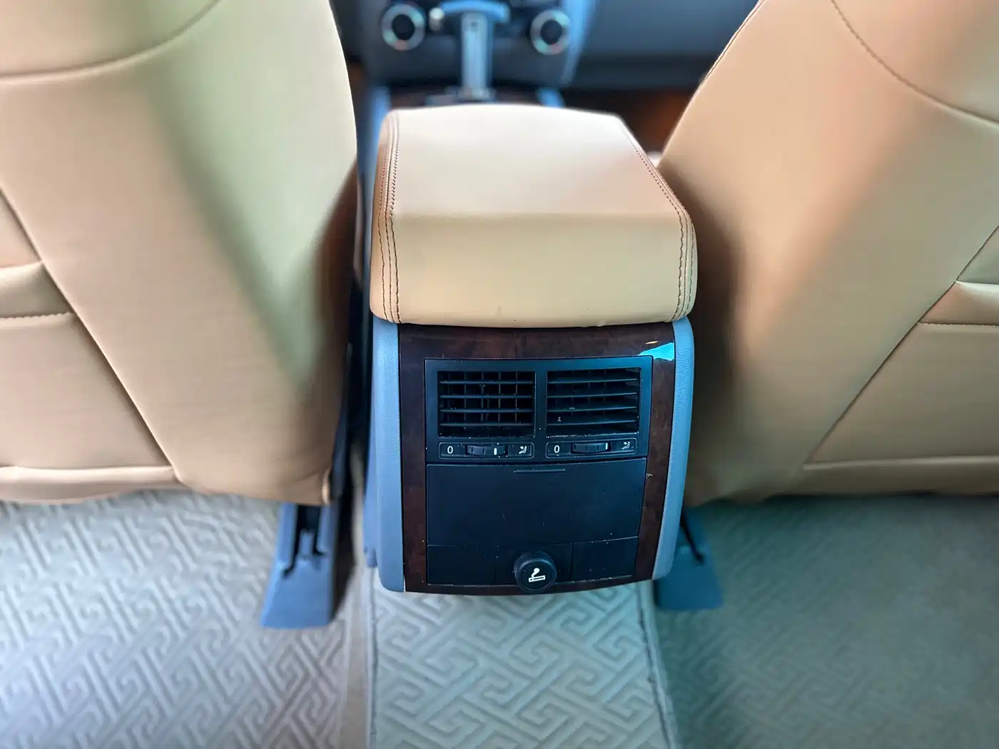 Volkswagen Touareg 2009 3.0T Diesel Standard фото 18