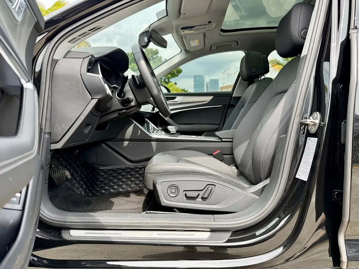 Audi A6 (Import) 2025 2025 allroad quattro Explorer 55 TFSI Premium Off-Road
