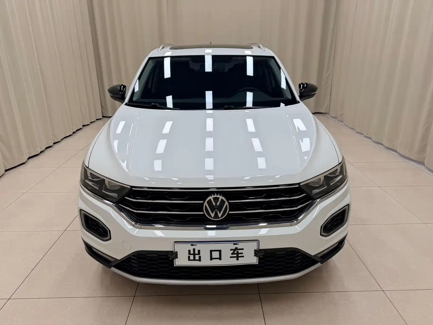 Фото 2 - Volkswagen T-ROC