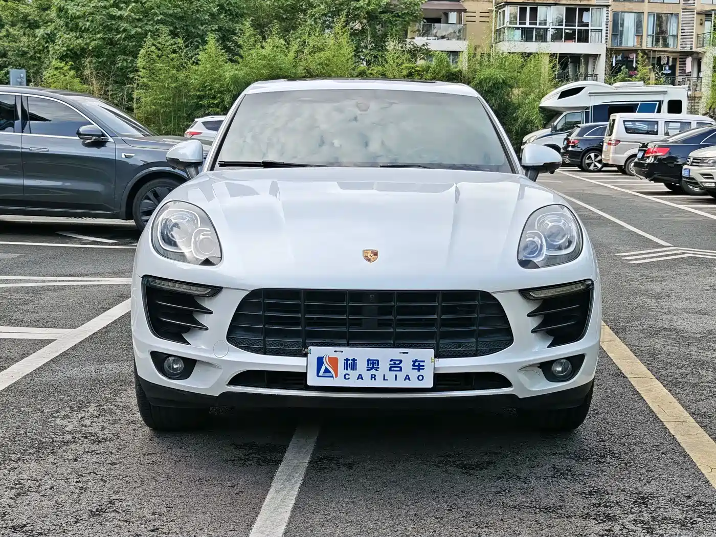 Porsche Macan 2016 Macan 2.0T фото 2