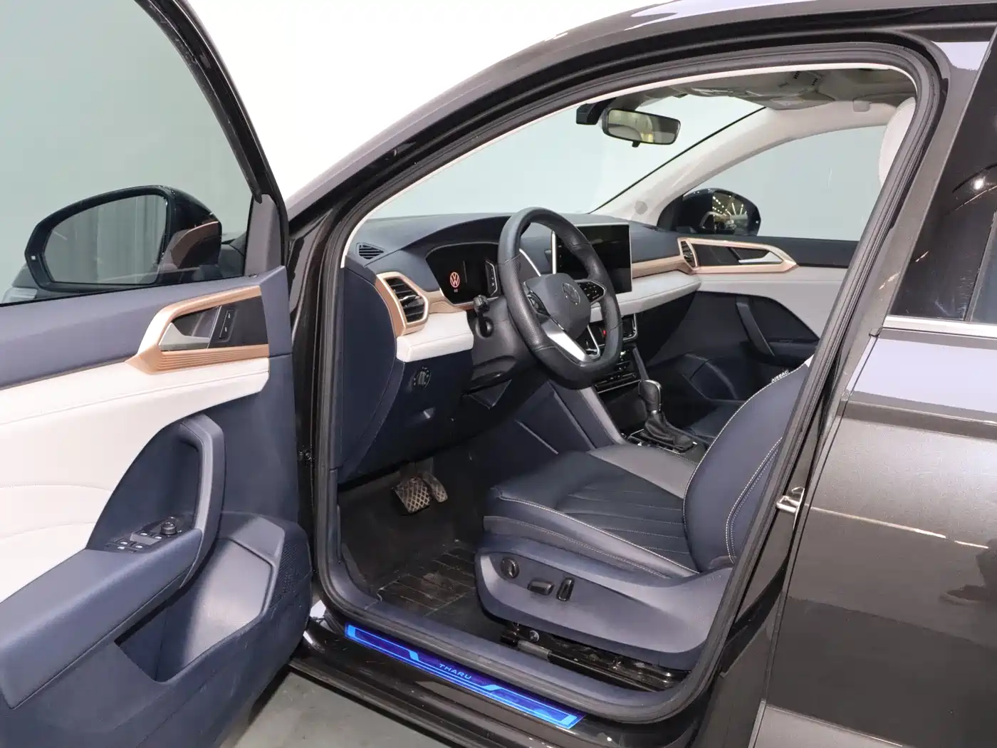 Volkswagen Tharu 2024 300TSI 2WD Moon Premium Edition фото 14