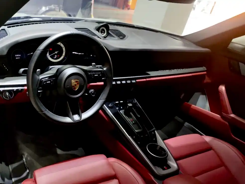 Porsche 911 2023 Targa 4 3.0T фото 7