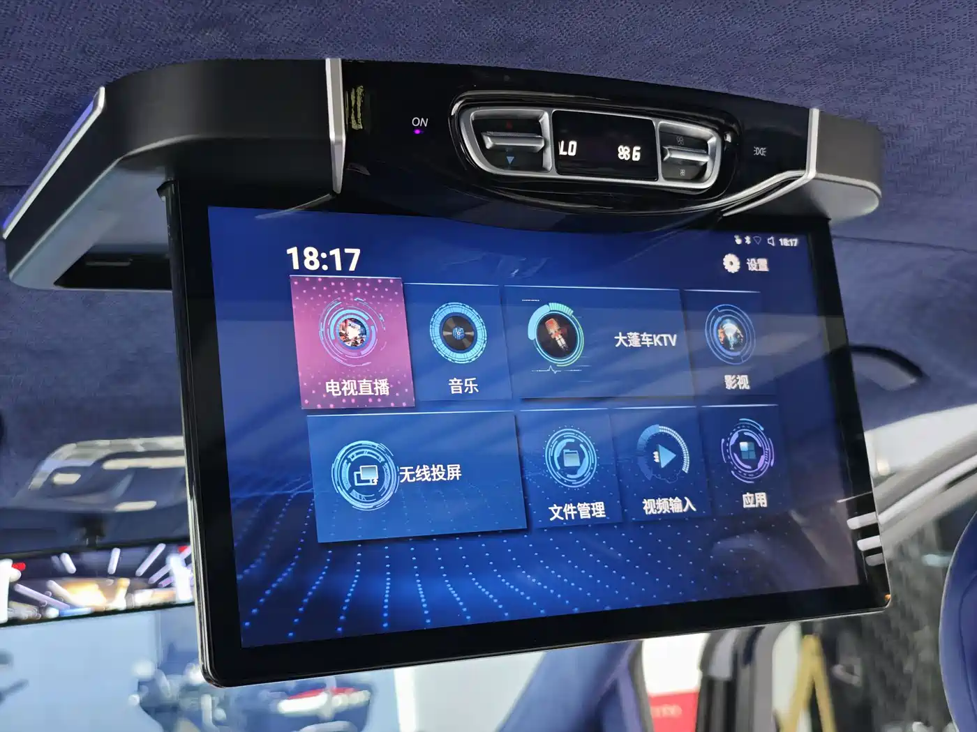 Mercedes-Benz V-Class 2022 V 260 Pilot Edition фото 22