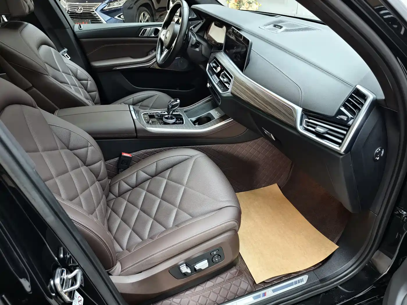 BMW X5 2022 Facelift xDrive 40Li Premium M Sport Package фото 6
