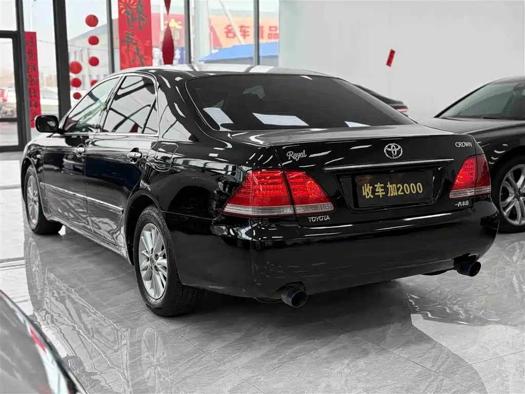Toyota Crown 2005 Model 3.0L Royal Saloon фото 9