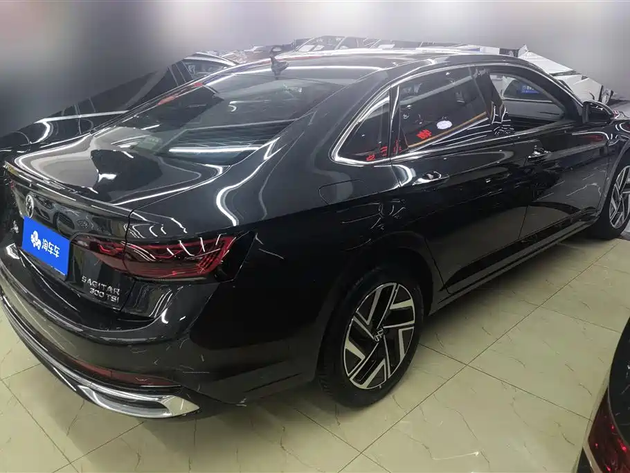 Volkswagen Sagitar 2023 300TSI DSG Surpassing Edition фото 3