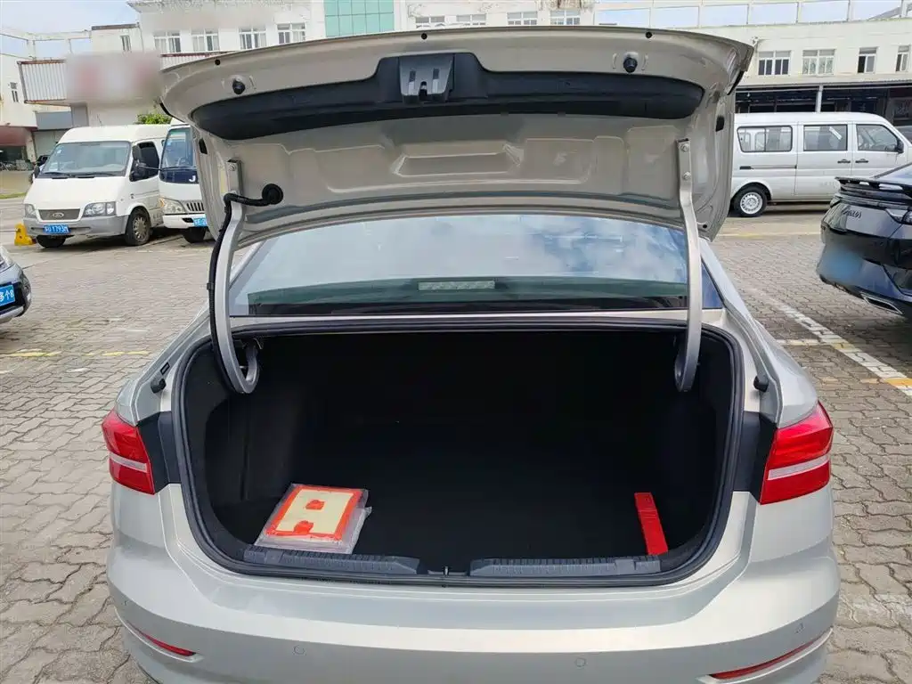 Volkswagen Lavida 2018 280TSI DSG Comfort Edition China V фото 19