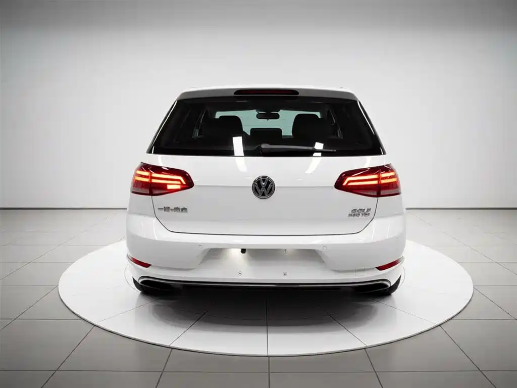 Volkswagen Golf 2018 230TSI Automatic Comfort фото 6