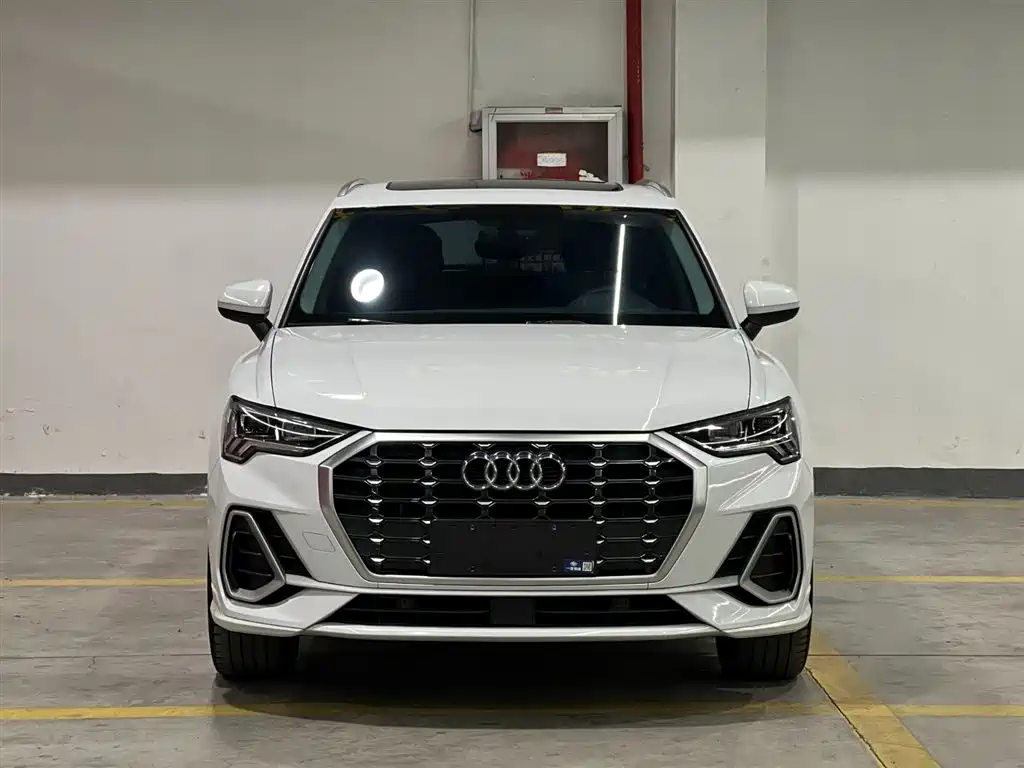 Audi Q3 2022 35 TFSI Fashion Dynamic фото 2