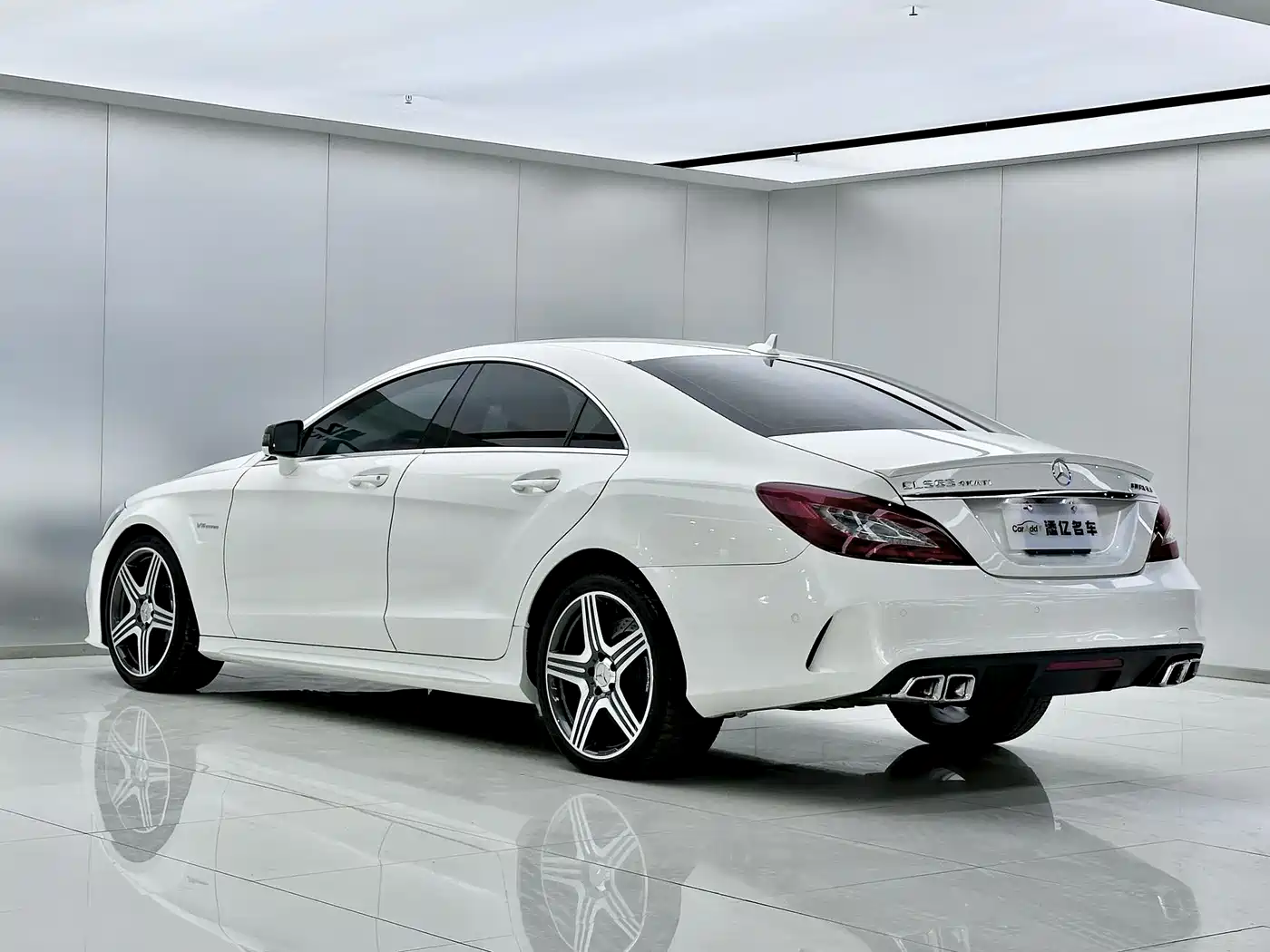 Mercedes-Benz CLS AMG 2015 AMG CLS 63 4MATIC фото 5