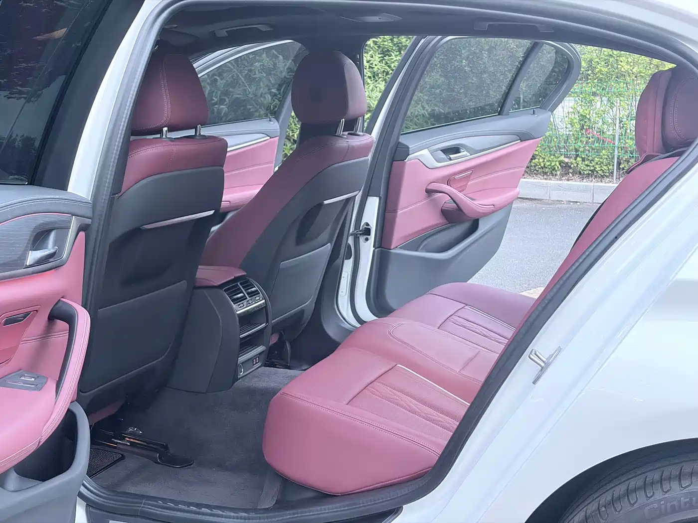BMW 5 Series, миниатюра 7