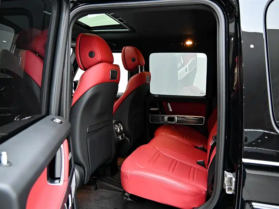 Mercedes-Benz G-Class 2023 G 500 фото 12