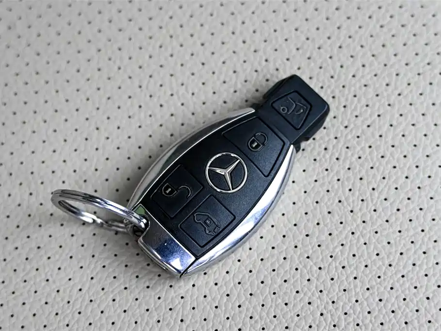 Mercedes-Benz V-Class 2021 V 260 Premium Edition фото 37
