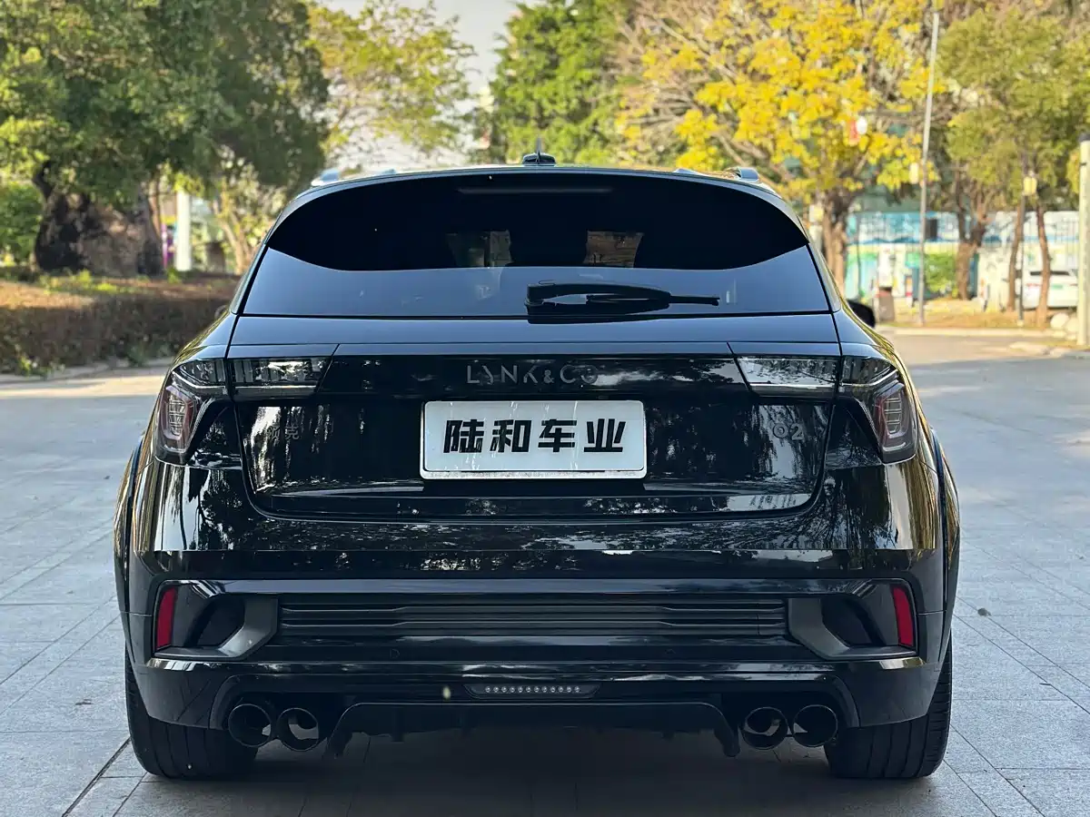 LYNK & CO. 02 HATCHBACK