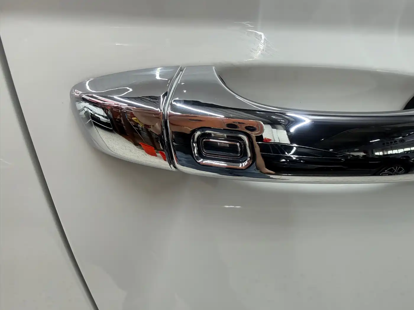Volkswagen Tharu 2022 280TSI FWD Luxury Edition фото 22