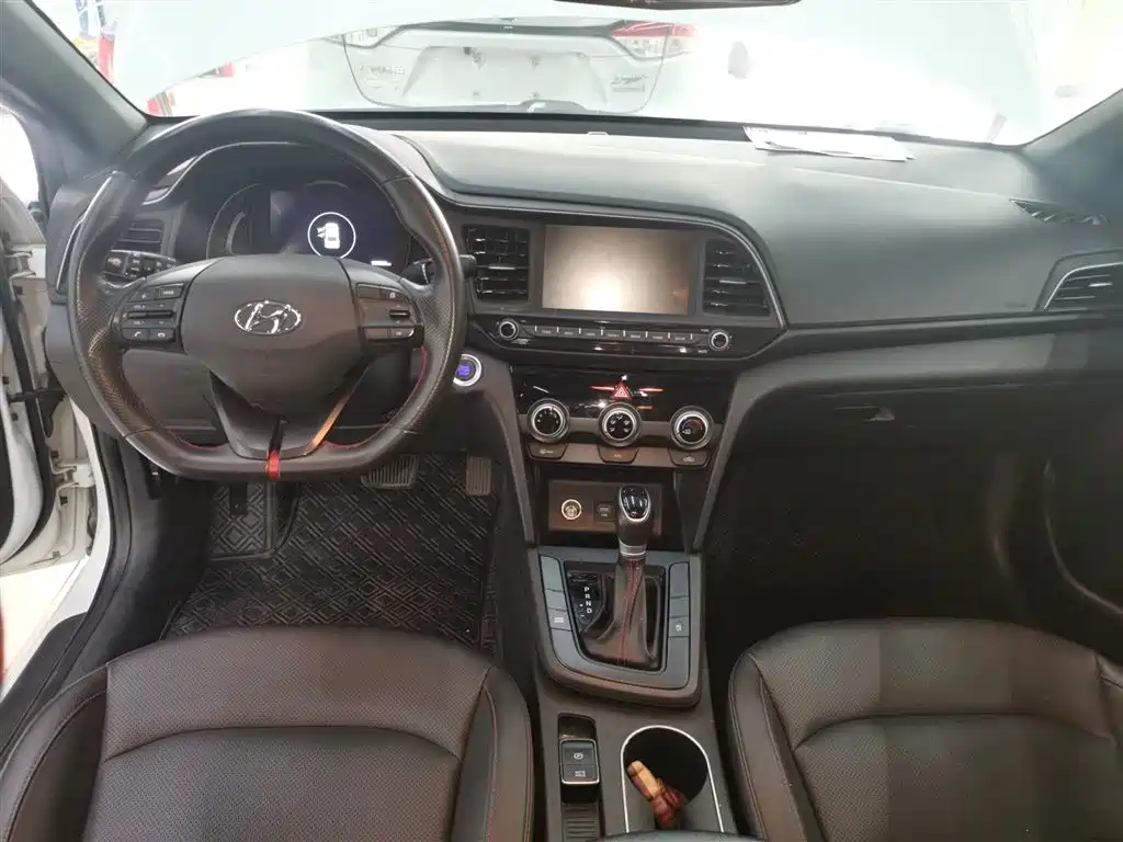 Hyundai Elantra 2019 1.4T Dual-clutch XuanDong·Vitality Type фото 6