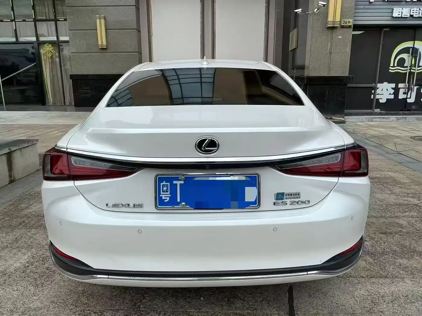 Lexus ES 2020 200 Excellence фото 8