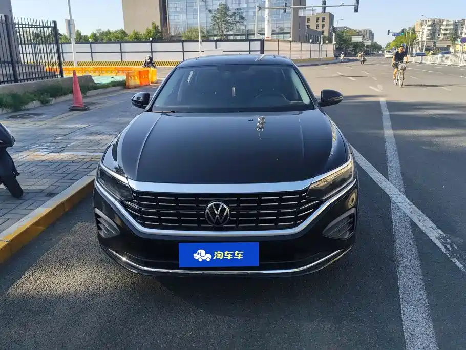 Volkswagen Passat 2025 2025 Outstanding 380TSI Starlight Dragon Soaring Edition