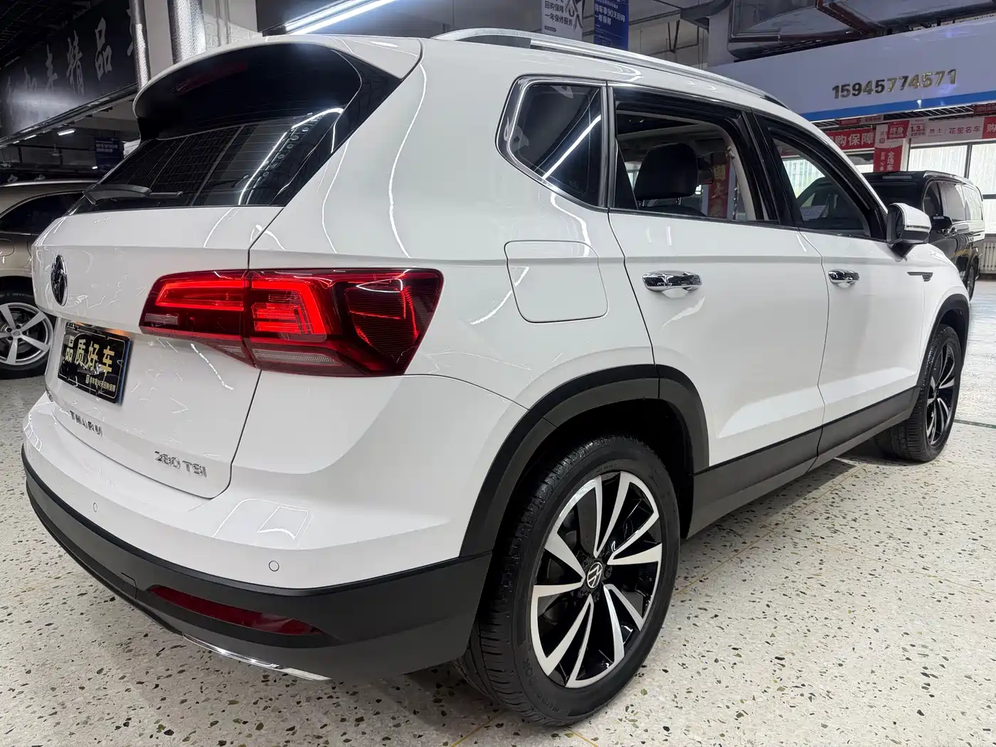 Volkswagen Tharu 2022 280TSI FWD Luxury Edition фото 26