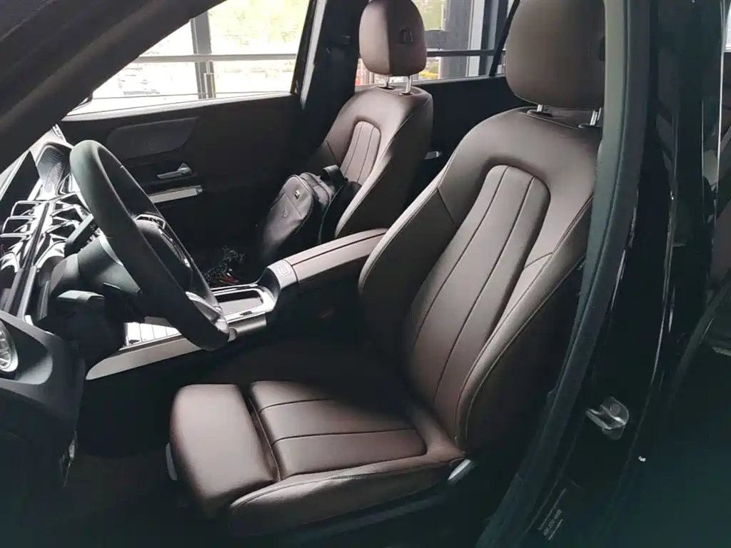 Mercedes-Benz GLB 2024 Facelift GLB 220 Dynamic фото 22