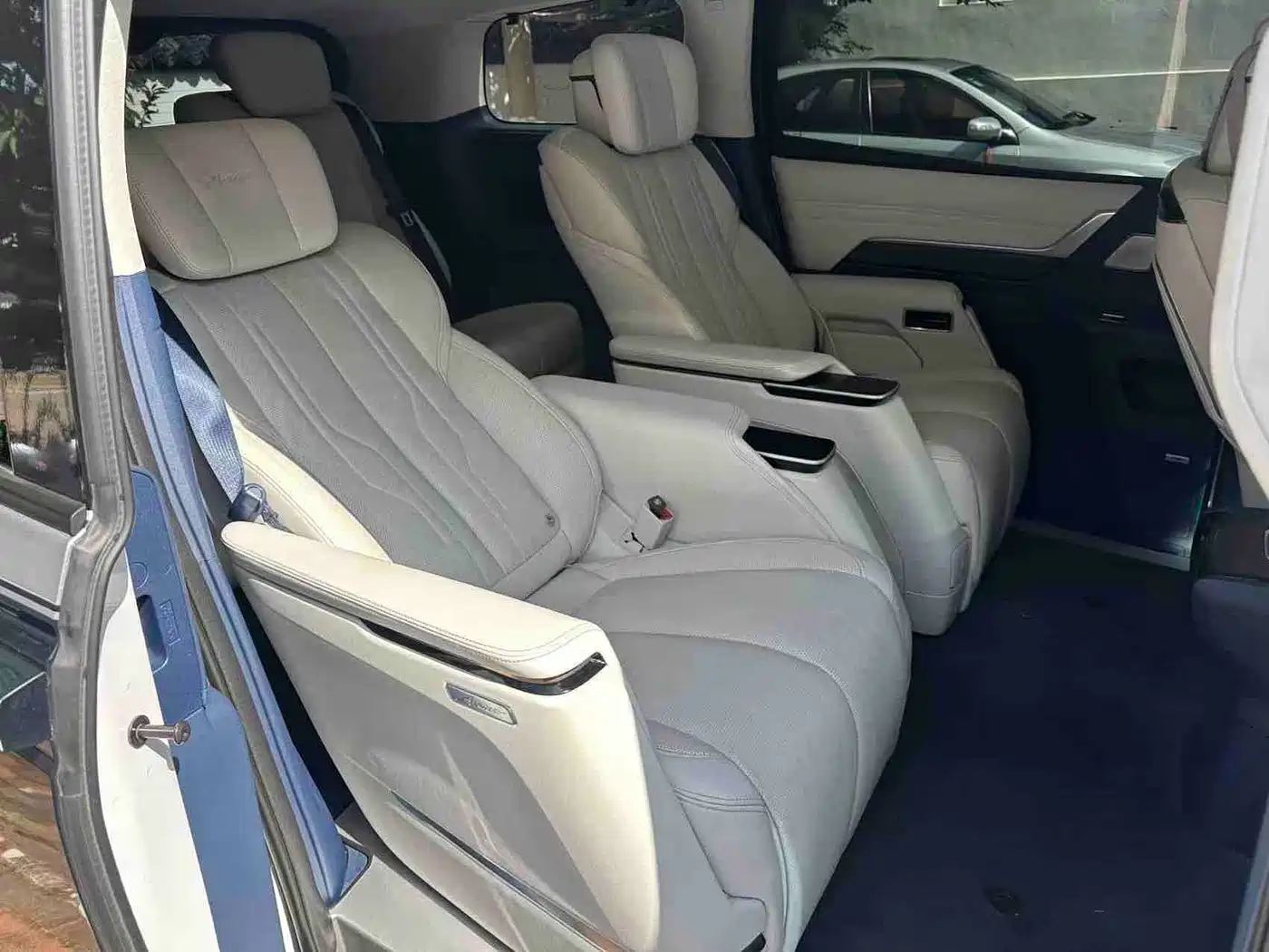 Buick Century 2023 2023 2.0T 6-Seat World Edition