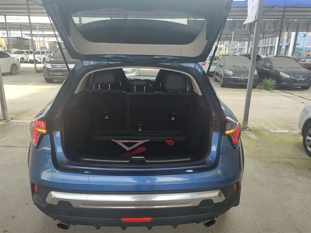 Lynk & Co 02 2018 1.5T DCT 2WD Power Pro Edition China V фото 19