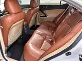Фото 8 - Lexus IS