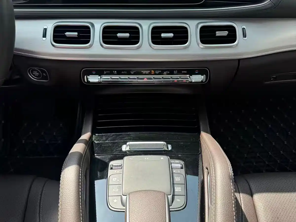 Mercedes-Benz GLE 2020 Facelift GLE 450 4MATIC Dynamic фото 12