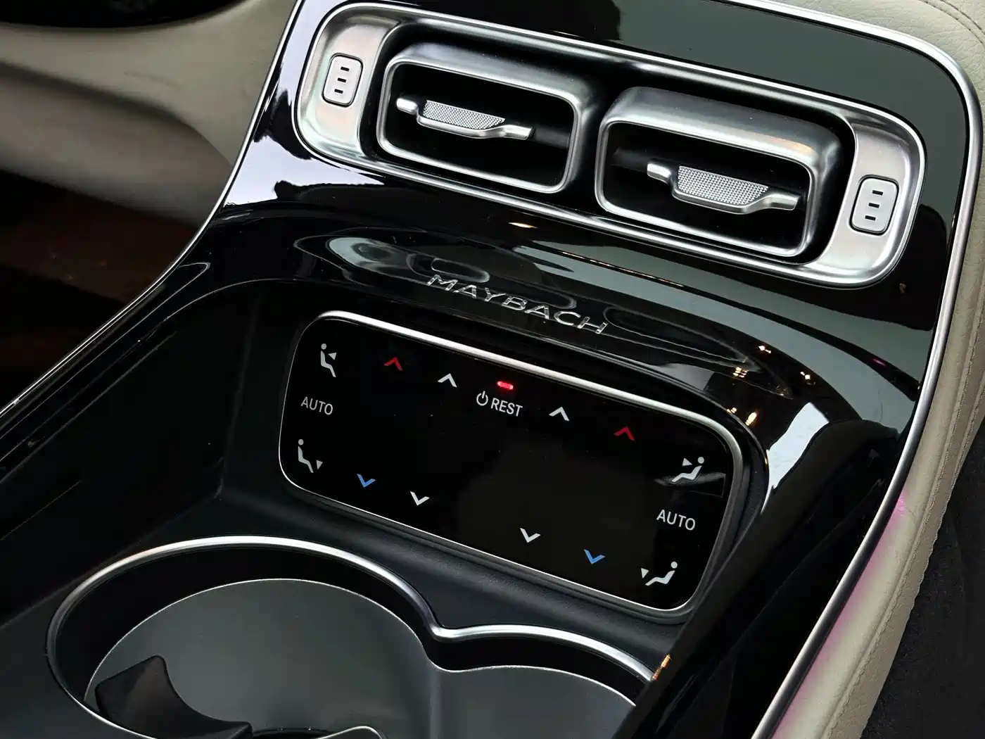 Mercedes-Benz Maybach S-Class 2023 S 480 4MATIC фото 31