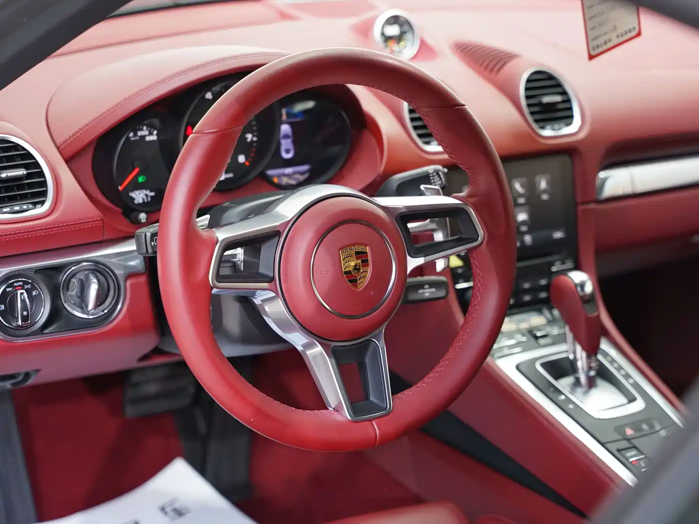 Porsche 718 2022 Cayman 2.0T фото 12