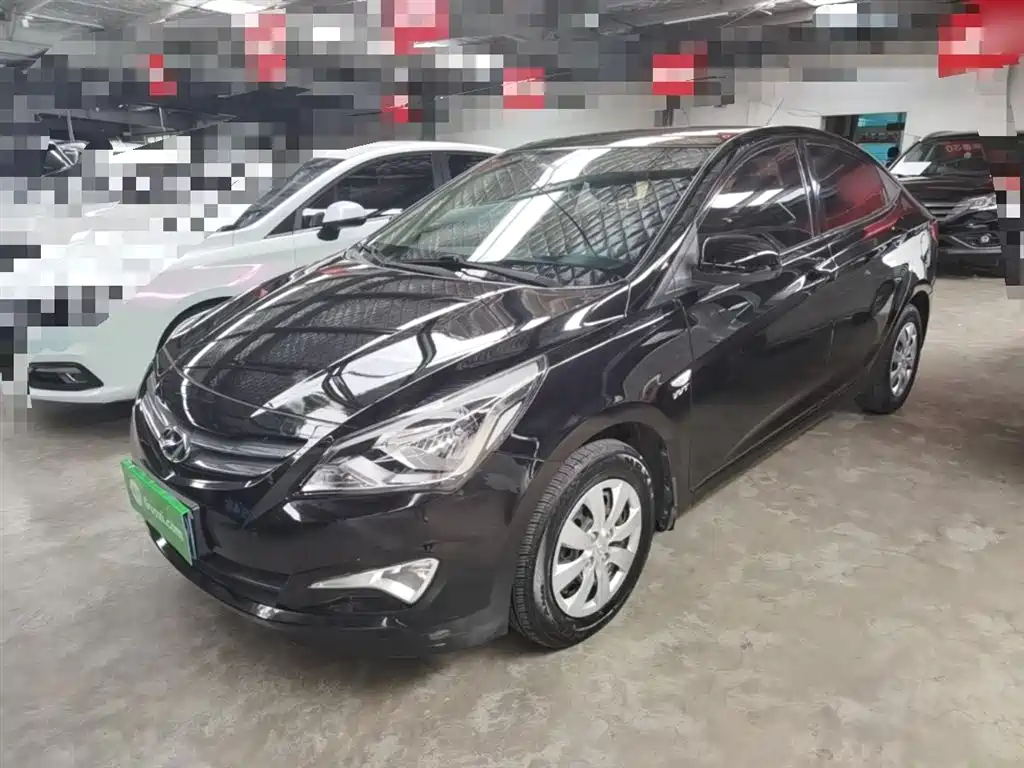 Hyundai Verna 2014 1.4L Manual Smart GLS фото 2