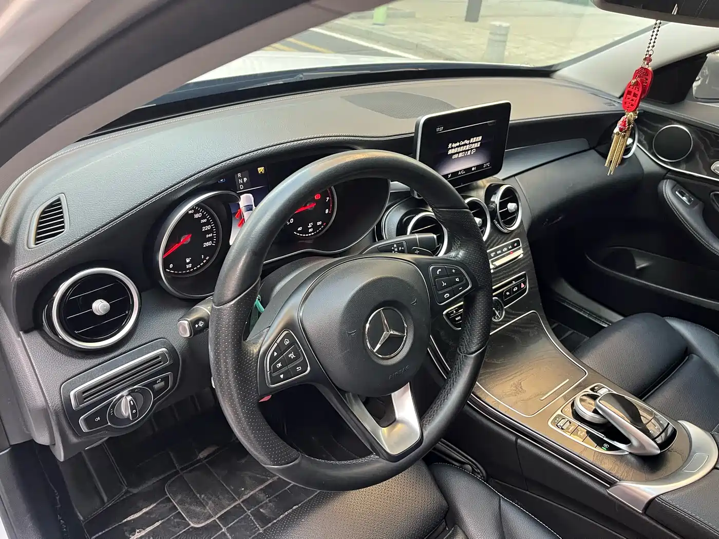 Mercedes-Benz C-Class 2018 C 180 L Fashion Sport Edition фото 14