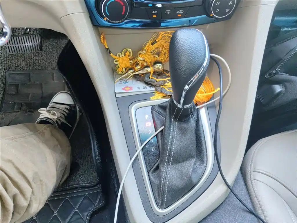 Buick Excelle 2018 15T Dual Clutch Elite (China V) фото 7