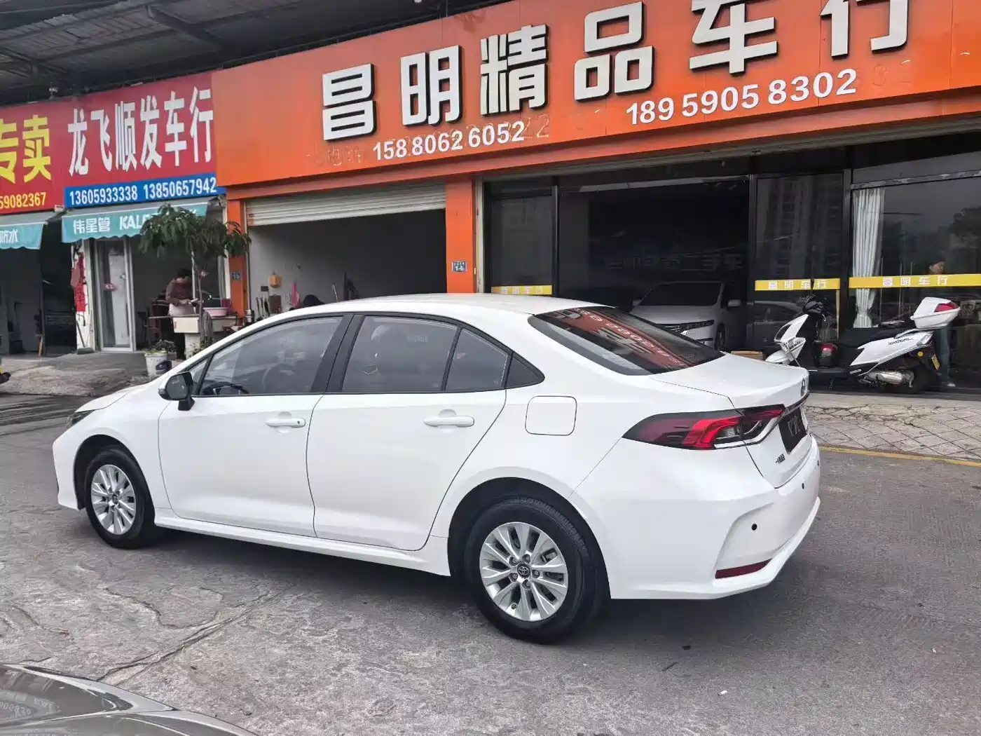 Toyota Corolla 2023 1.2T Pioneer Edition фото 6