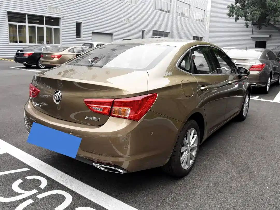 Buick Verano 2015 Sedan 20T Dual-clutch Elite фото 4
