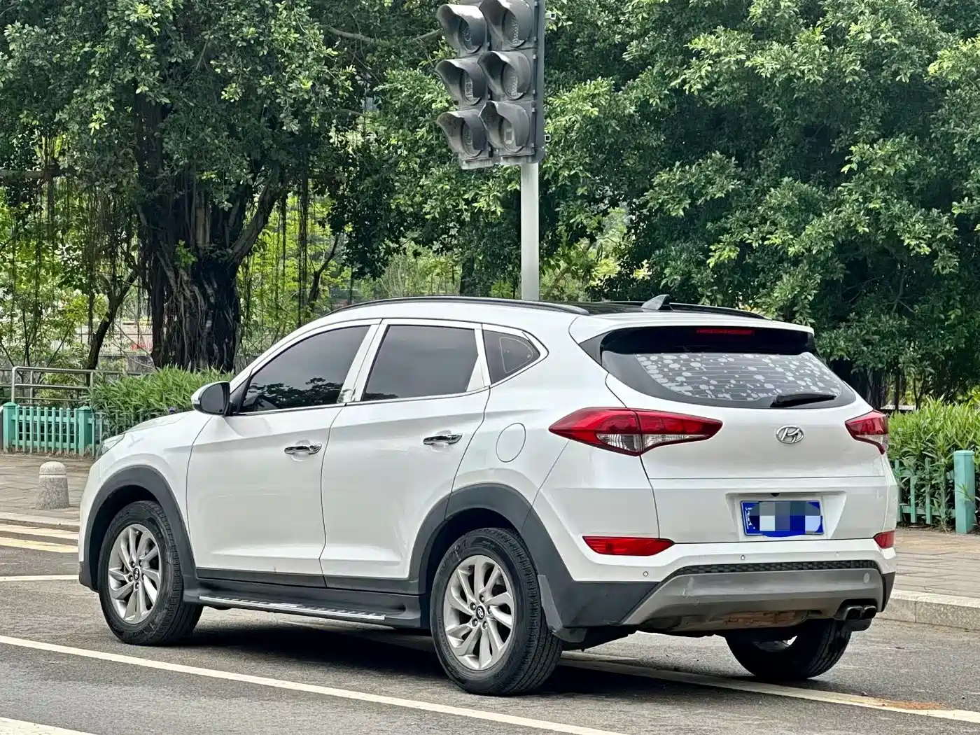 Hyundai Tucson 2018 1.6T DCT 2WD 15th Anniversary Special Edition фото 3