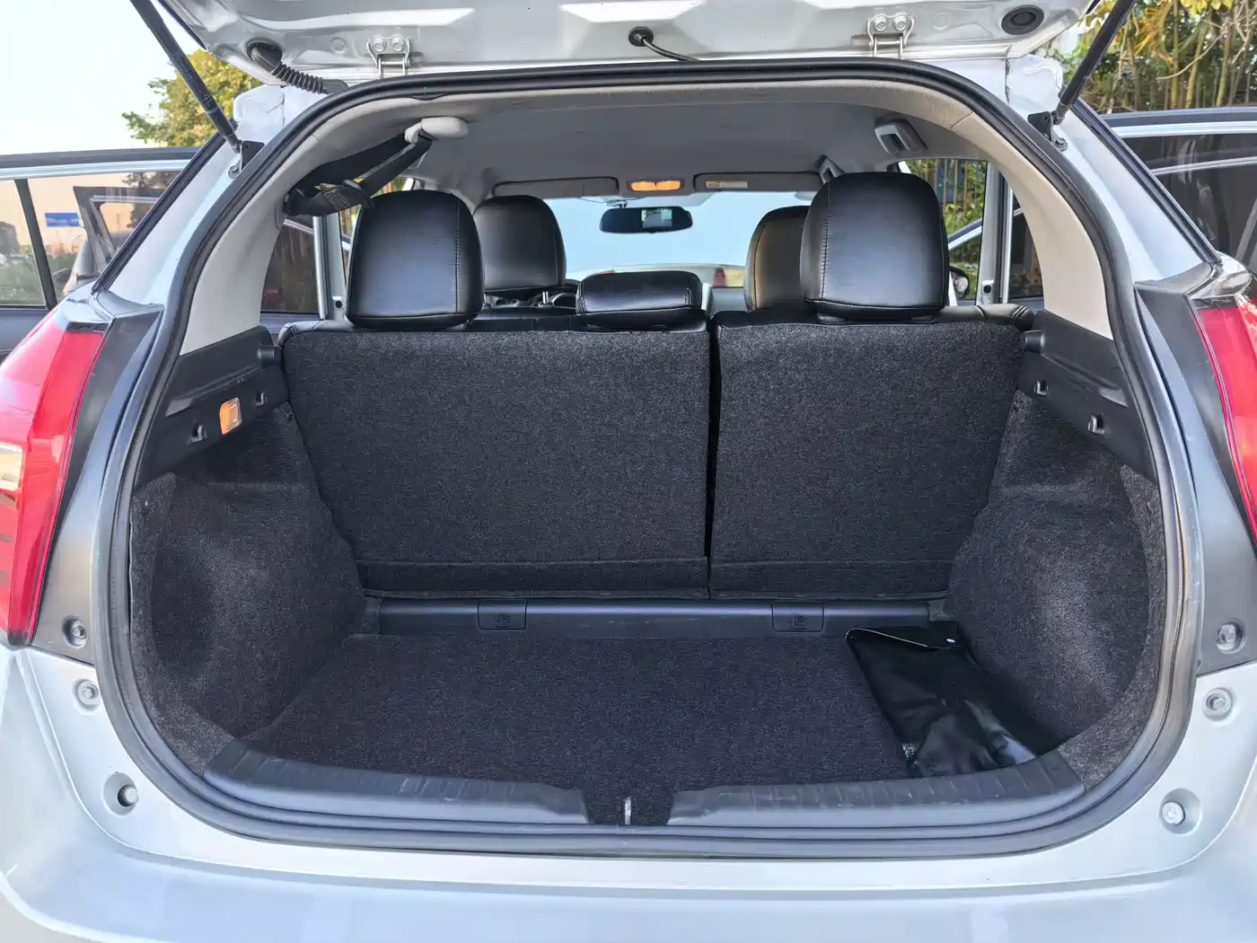Toyota YARiS L Zhi Xuan 2019 1.5E CVT MeiDong Edition China VI фото 12