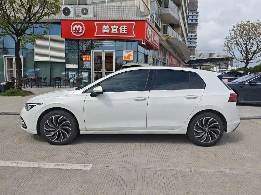 Volkswagen Golf 2025 2024 280TSI DSG Pro 50th Anniversary Edition