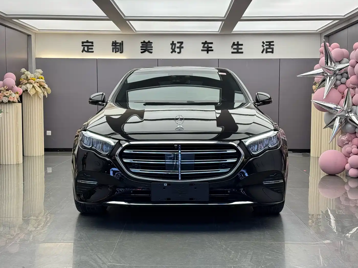 Mercedes-Benz E-Class 2025 E 300 L Luxury фото 2