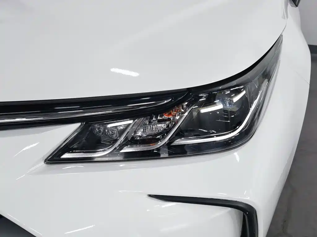 Toyota Corolla 2025 2024 Model 1.8L Smart Hybrid Pioneer Edition