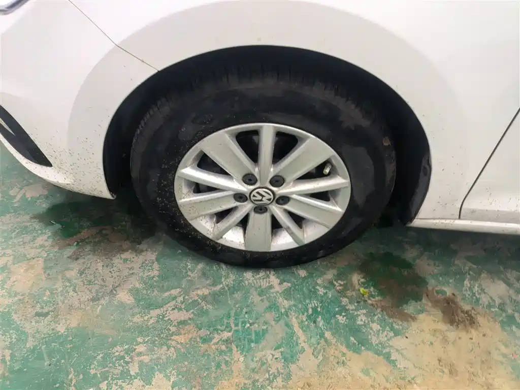Volkswagen Santana 2016 1.6L Automatic Trend Edition фото 23