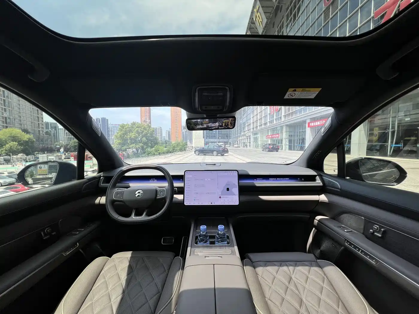 NIO ES8 2026 2025 Model 6-Seat Executive Luxury Edition