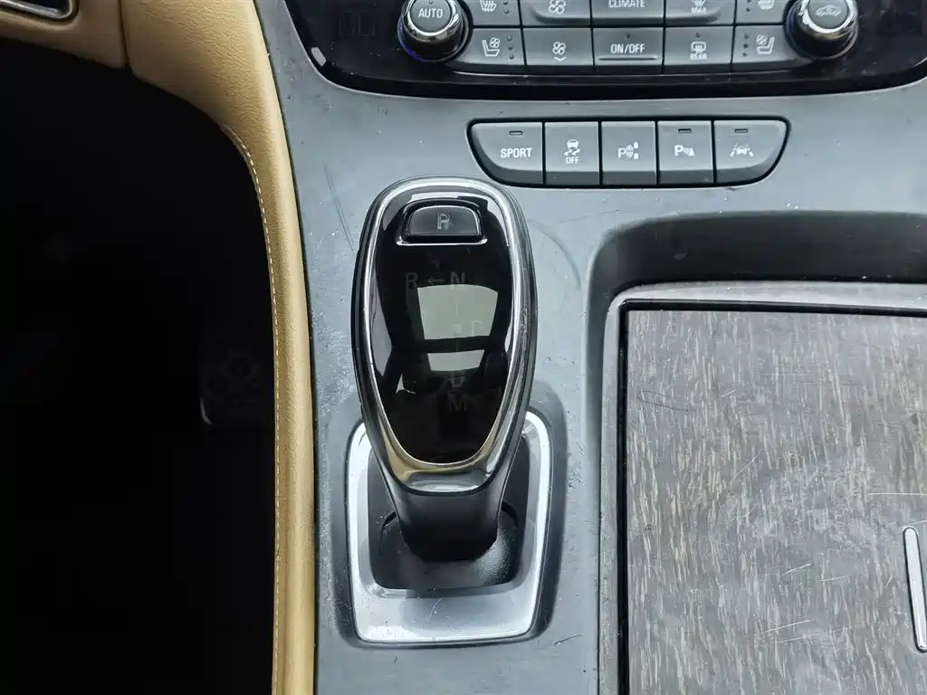Buick LaCrosse 2016 Model 28T Luxury фото 13