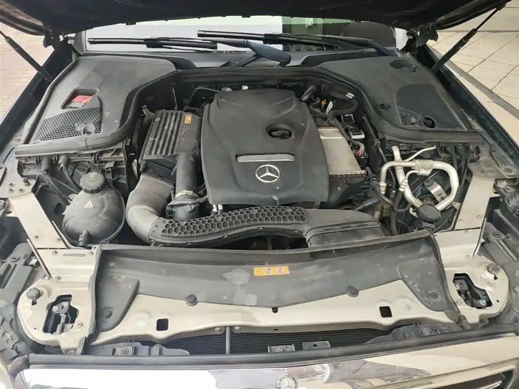 Mercedes-Benz E-Class 2016 E 300 L Fashion Type фото 20