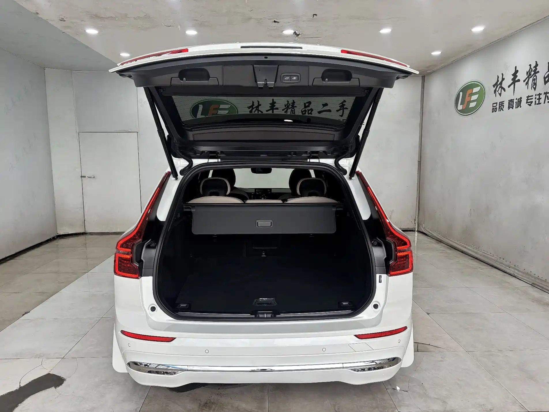 Фото 26 - Volvo XC60