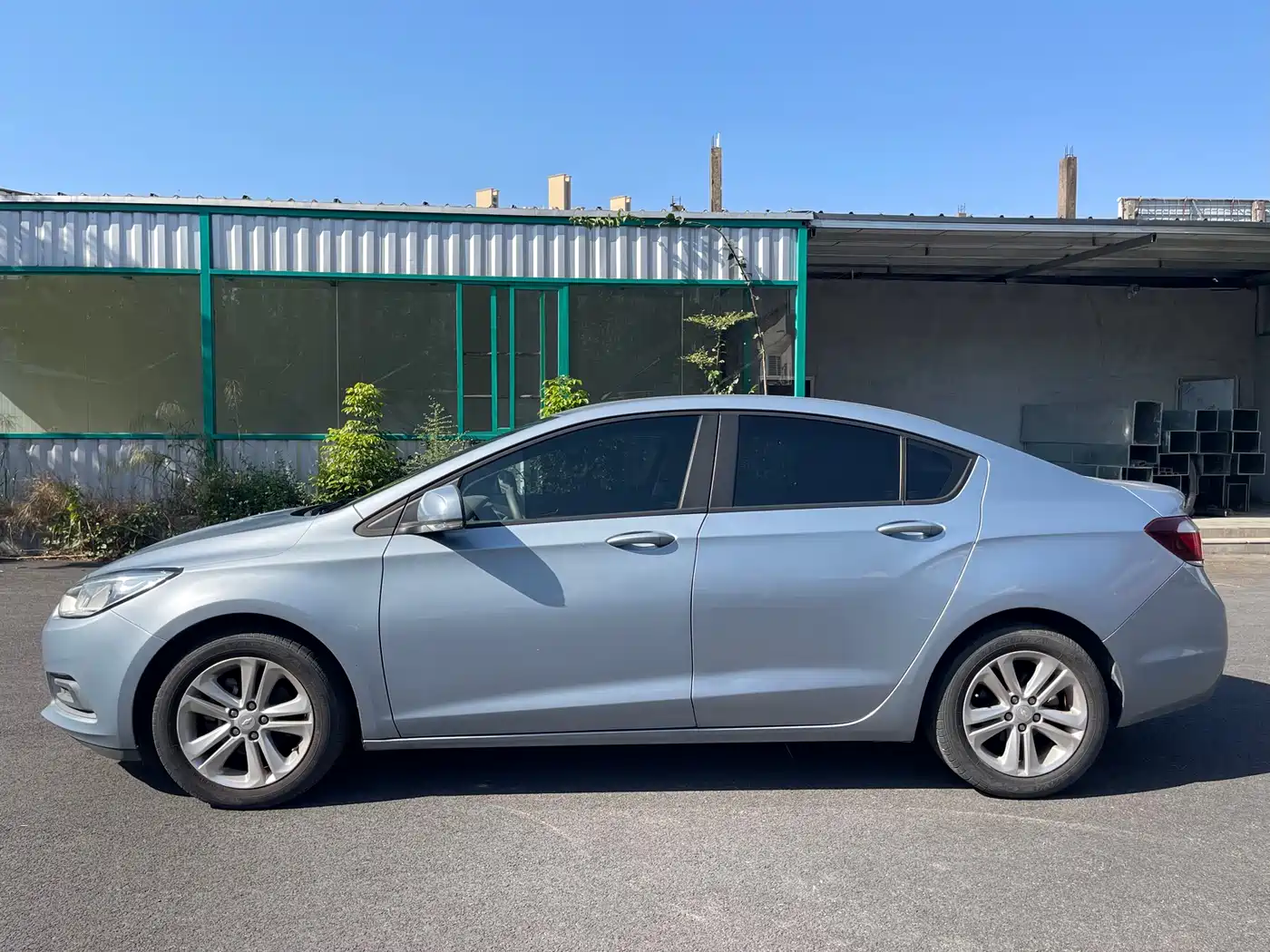Chevrolet Cruze 2015 1.5L Automatic Fashion Navigation Edition фото 7