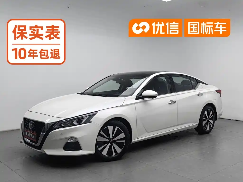 Nissan TEANA