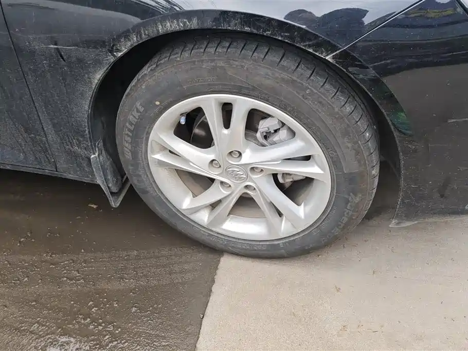 BUICK REGAL