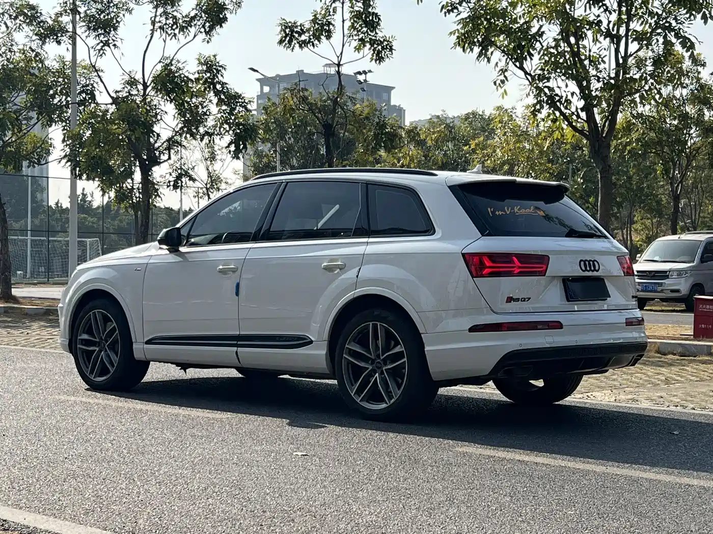 Фото 6 - Audi Q7